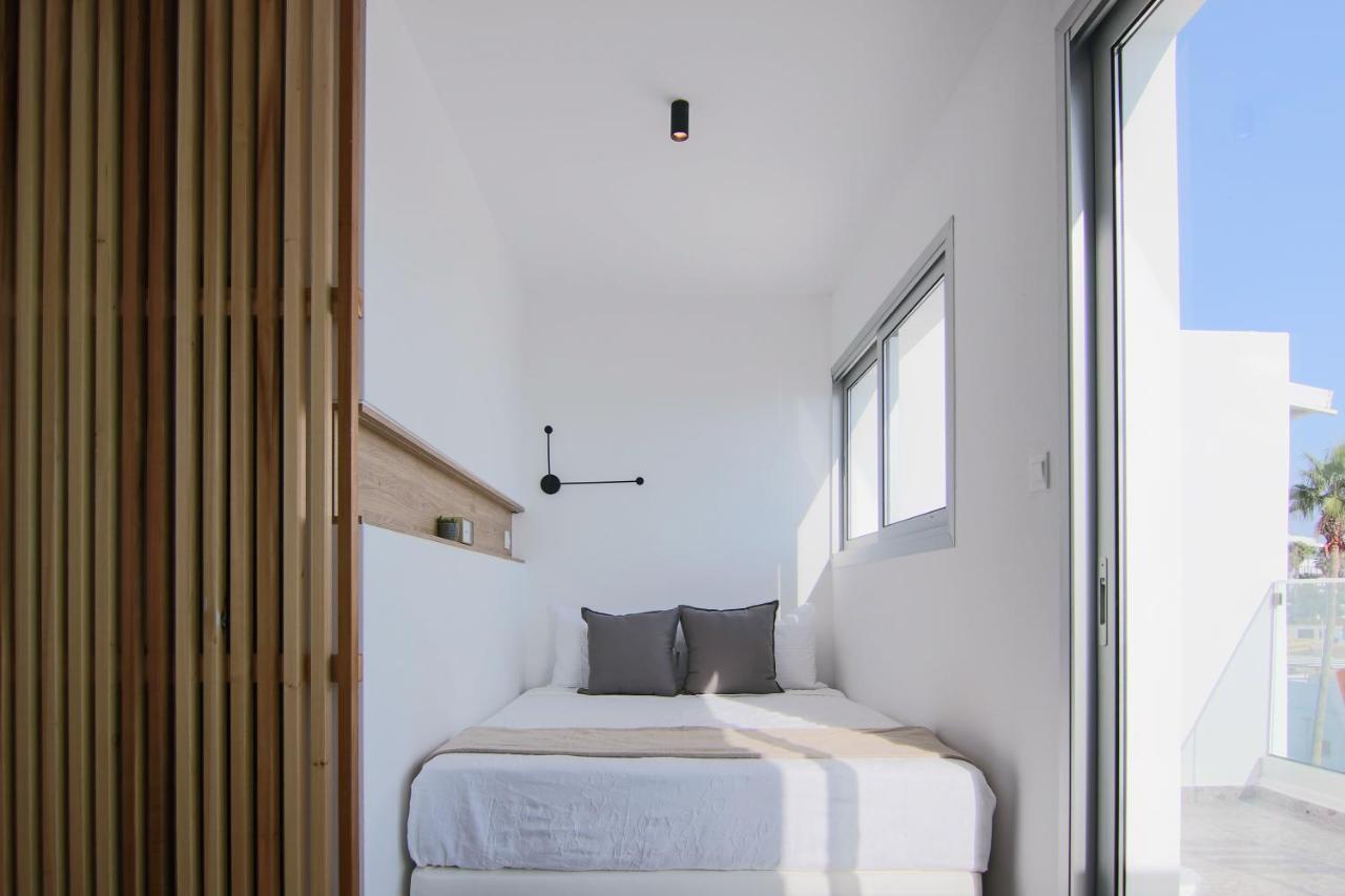 Phaedrus Living Seaview Modern Flat Lighthouse 52 Paphos Exterior foto